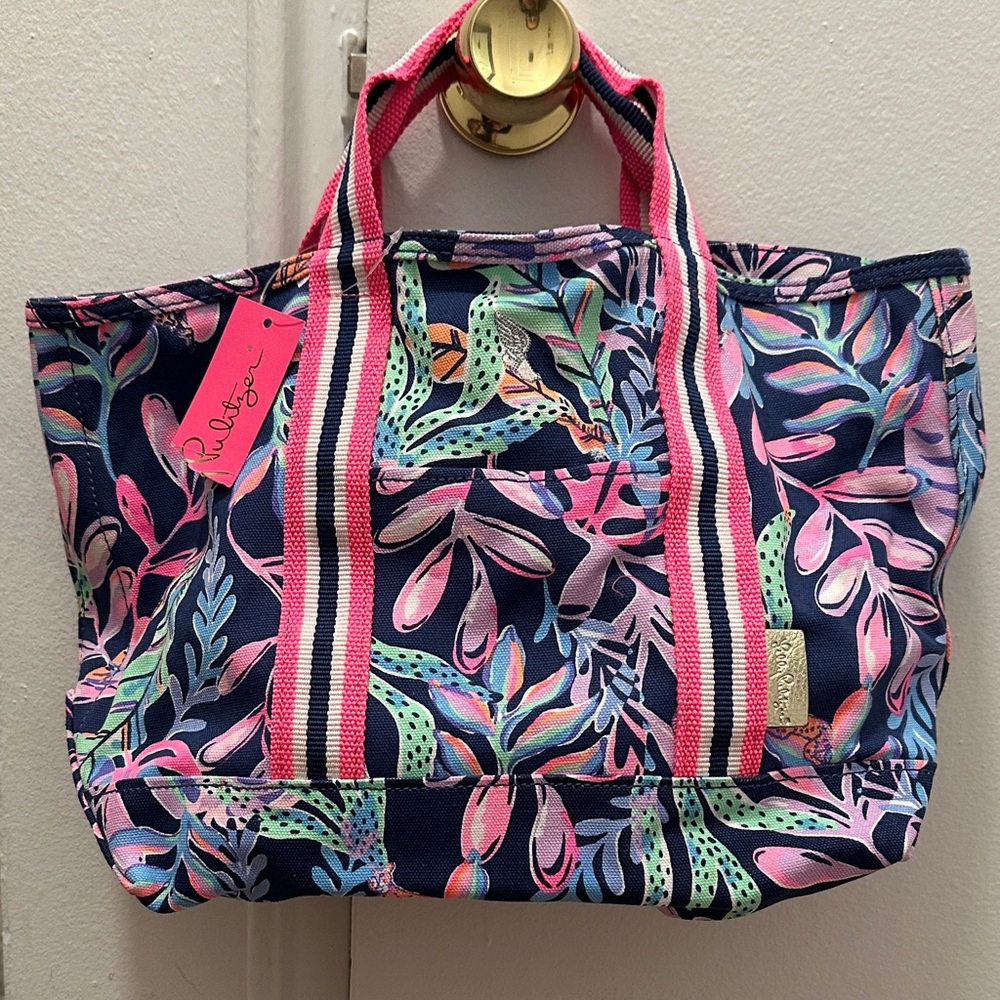 NWT Lilly Pulitzer printed Tote